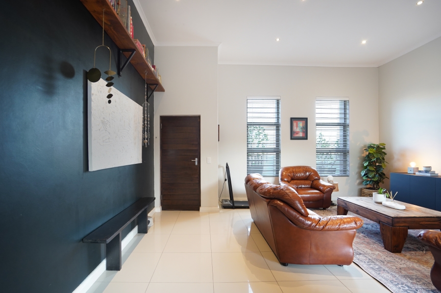 3 Bedroom Property for Sale in Parklands North Western Cape